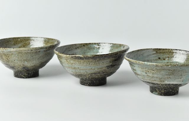 吉田学 青刷毛目飯碗 ｜ 暮らしのうつわ花田 和食器 通販