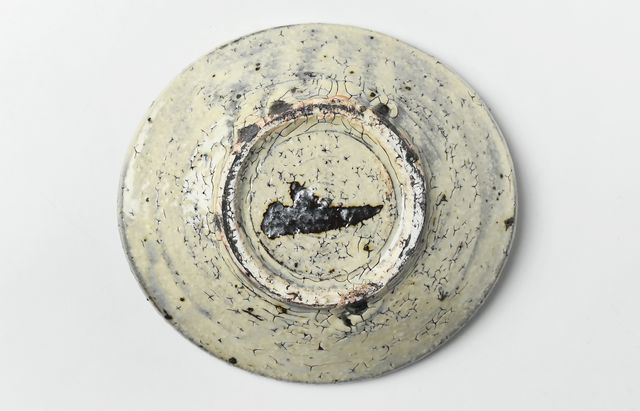 工藤和彦 18 白樺ホワイト5寸たわみ鉢 ｜ 暮らしのうつわ花田 和食器 通販