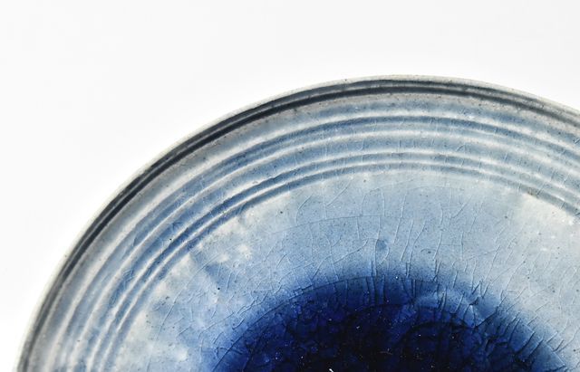 雪ノ浦裕一 18 藍釉花文皿 ｜ 暮らしのうつわ花田 和食器 通販