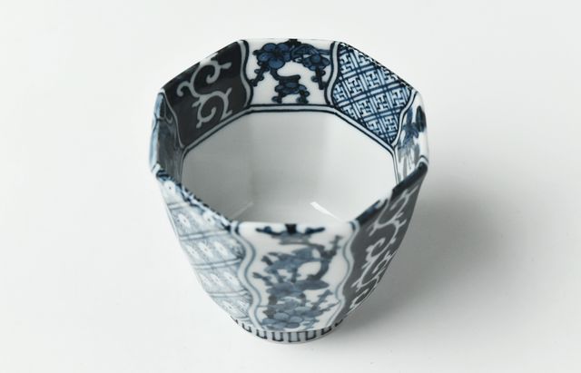 吉岡将弐　器　食器　八角　鉢 吉岡将弐 吉祥文八角小鉢 ｜ 暮らしのうつわ花田 和食器 通販