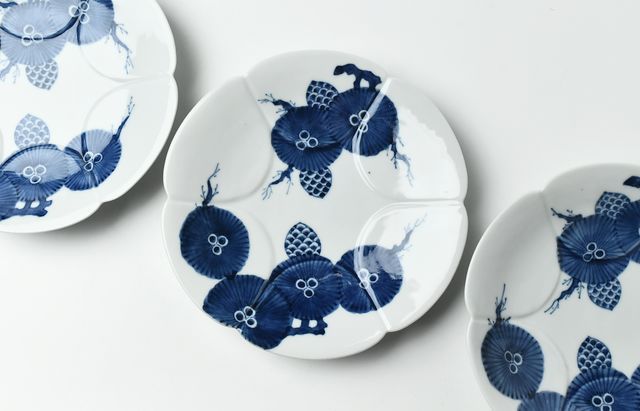 吉岡将弐 松笠文6寸輪花皿 ｜ 暮らしのうつわ花田 和食器 通販