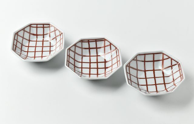 日下華子 朱格子八角小鉢 ｜ 暮らしのうつわ花田 和食器 通販