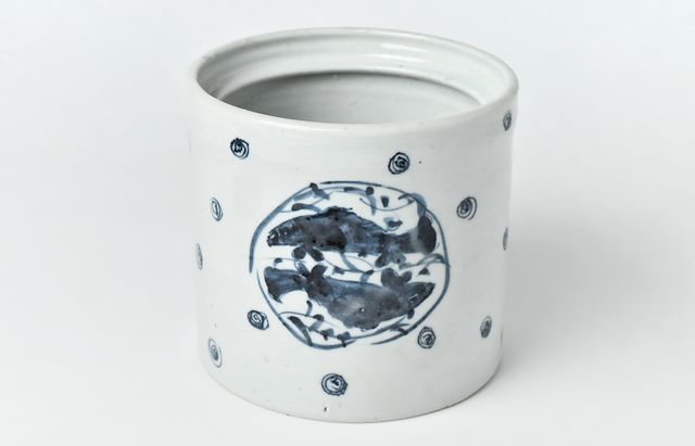 中尾万作 105 水指 （双魚文） ｜ 暮らしのうつわ花田 和食器 通販