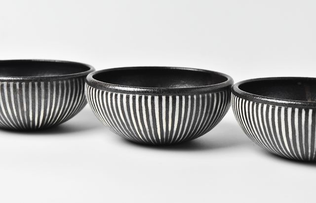 増渕篤宥 14 玉縁丸浅鉢（トクサ・小） ｜ 暮らしのうつわ花田