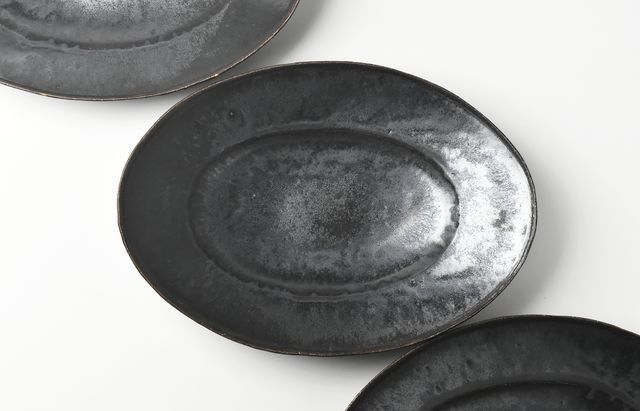 林拓児 45 黒釉楕円皿大 ｜ 暮らしのうつわ花田 和食器 通販