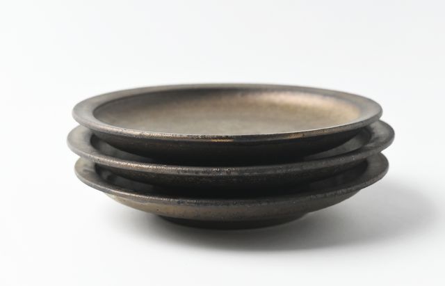 城進 81 金彩釉4寸皿 ｜ 暮らしのうつわ花田 和食器 通販