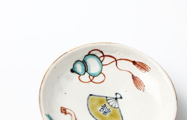 松浦コータロー 43 色絵瓢箪から駒文平盃（赤駒） ｜ 暮らしのうつわ