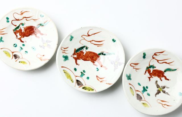 松浦ナオコ 7 色絵馬文小皿 ｜ 暮らしのうつわ花田 和食器 通販