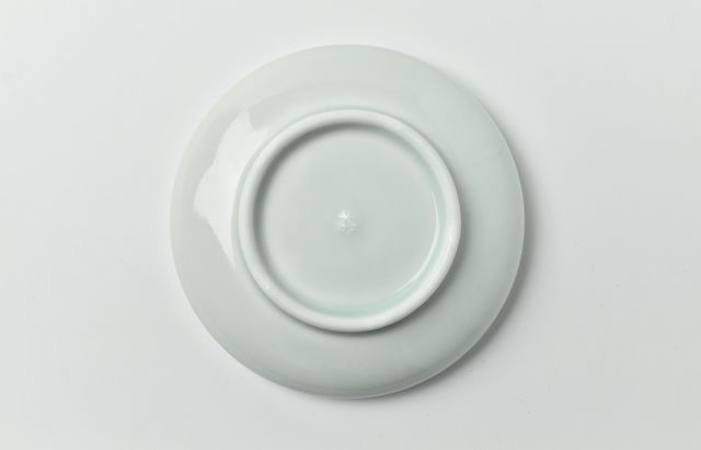 松本優樹 35 もみ灰釉4寸皿（掻き落とし・面）（磁） ｜ 暮らしの