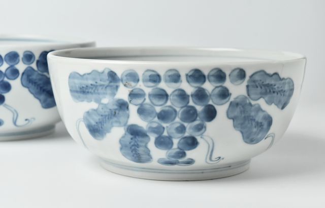 勝雪作 葡萄模様の陶器 九谷青窯 147 葡萄文深鉢 ｜ 暮らしのうつわ花田 和食器 通販