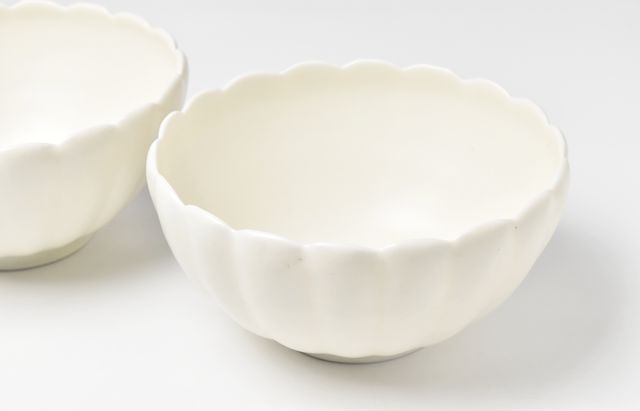 鈴木重孝 10 黄白磁6寸輪花カボチャ形鉢 ｜ 暮らしのうつわ花田 和食器