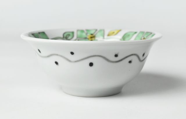 横井佳乃 14 4.5寸鉢 色絵 花めぐり ｜ 暮らしのうつわ花田 和食器 通販