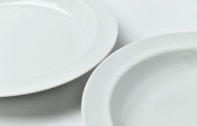 水野克俊 白磁ピューター深皿　4枚セット　器花田　リム皿　カレー 水野克俊 白磁ピューター皿（深） ｜ 暮らしのうつわ花田 和食器 通販