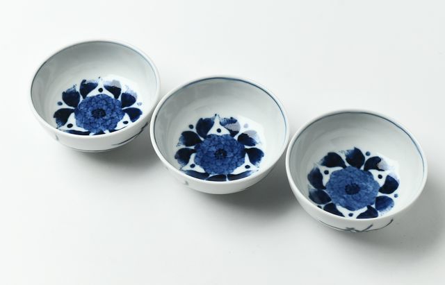 岩永 浩 牡丹丸文小鉢 ｜ 暮らしのうつわ花田 和食器 通販