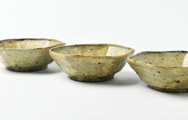 工藤和彦 21 黄粉引六角小鉢 ｜ 暮らしのうつわ花田 和食器 通販