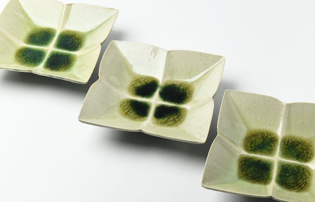 雪ノ浦裕一 緑釉四葉平鉢 ｜ 暮らしのうつわ花田 和食器 通販