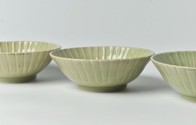 阿部春弥・みか 14 もえぎ輪花鉢 ｜ 暮らしのうつわ花田 和食器 通販