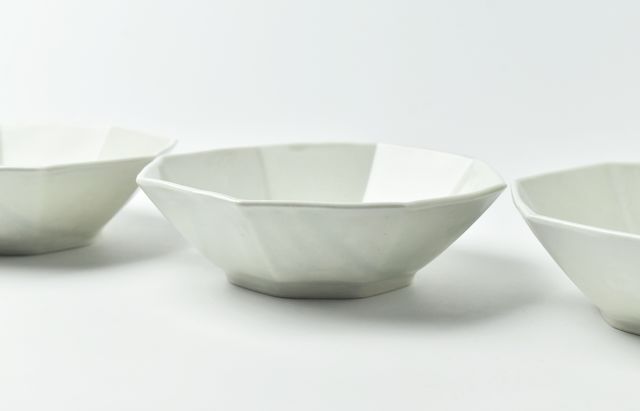 阿部春弥・みか 白磁八角鉢 ｜ 暮らしのうつわ花田 和食器 通販