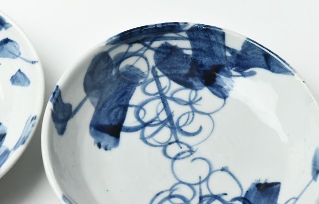 中尾万作 染付ぶどう文皿 ｜ 暮らしのうつわ花田 和食器 通販