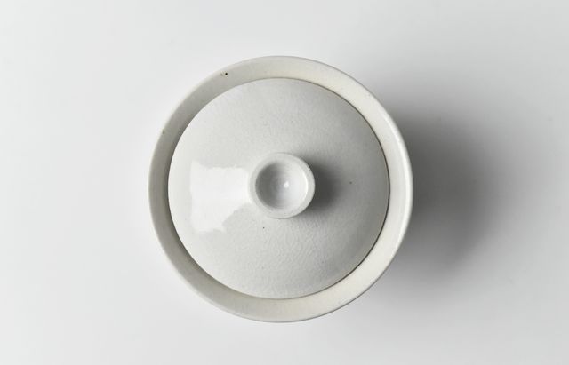 松本郁美 12B 貫入灰釉蓋碗（青鳥） ｜ 暮らしのうつわ花田 和食器 通販