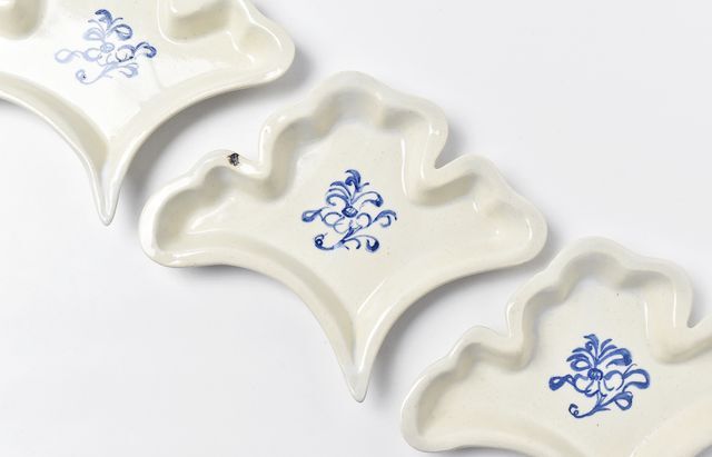 松本郁美 48 貫入灰釉銀杏型皿 ｜ 暮らしのうつわ花田 和食器 通販