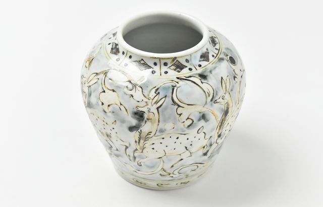 松本郁美 29 貫入灰釉茶入れ壺（鹿） ｜ 暮らしのうつわ花田 和食器 通販