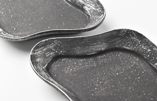 山本哲也 27 sabi-刷毛目銀彩木瓜形皿 ｜ 暮らしのうつわ花田 和食器 通販