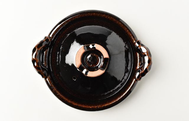 伊賀焼土楽 蓋付黒鍋6寸（縄手） ｜ 暮らしのうつわ花田 和食器 通販