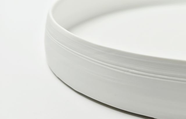 鈴木重孝 純白磁大鉦鉢（大） ｜ 暮らしのうつわ花田 和食器 通販