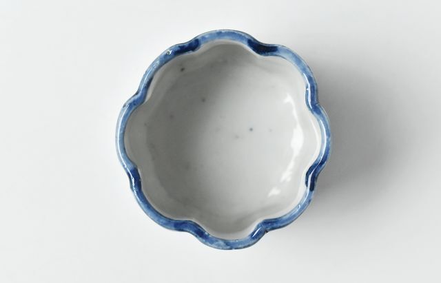 幹山繁太 20 染付輪花盃 ｜ 暮らしのうつわ花田 和食器 通販