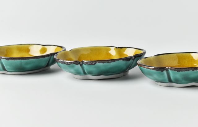 花田オリジナル 色絵木瓜豆鉢（内黄） ｜ 暮らしのうつわ花田 和食器 通販