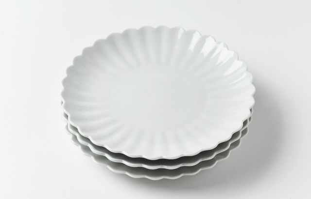 coguさん　輪花皿　２枚セット 作家 はなクラフト 6寸リム輪花皿 墨入貫入｜和食器通販 四季折折