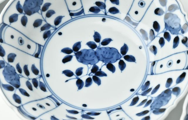 岩永 浩 芙蓉手草花文輪花向付 ｜ 暮らしのうつわ花田 和食器 通販