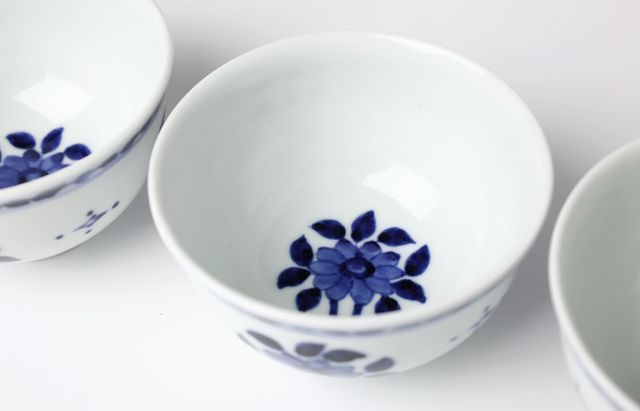 岩永浩 草花丸文反飯碗 ｜ 暮らしのうつわ花田 和食器 通販