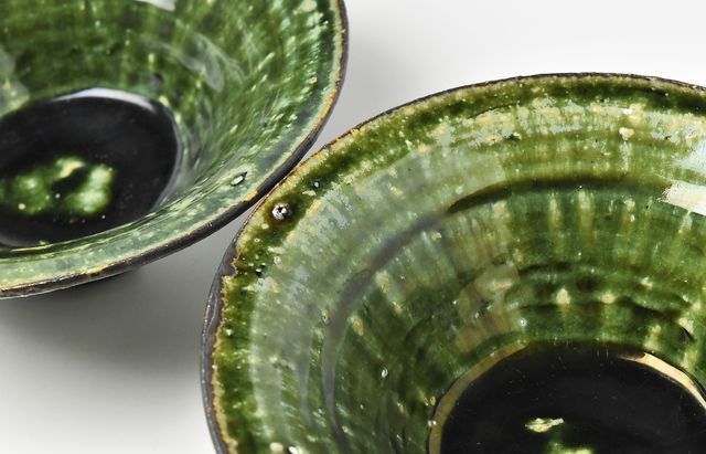 吉田学 縁鉄織部反り鉢（大） ｜ 暮らしのうつわ花田 和食器 通販