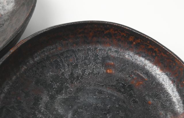 吉田学 鉄釉四方鉢（大） ｜ 暮らしのうつわ花田 和食器 通販