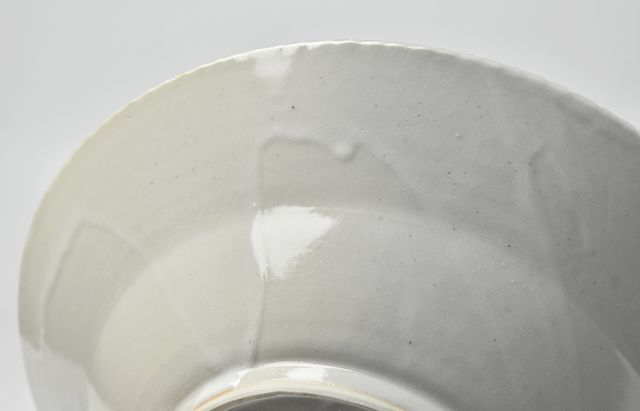 安齋新・厚子 39 白磁ギザギザリム鉢 ｜ 暮らしのうつわ花田 和食器 通販