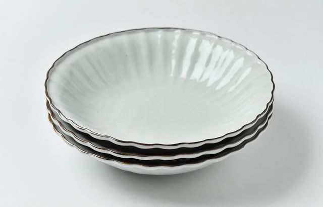 宮岡麻衣子 白磁輪花深皿 ｜ 暮らしのうつわ花田 和食器 通販