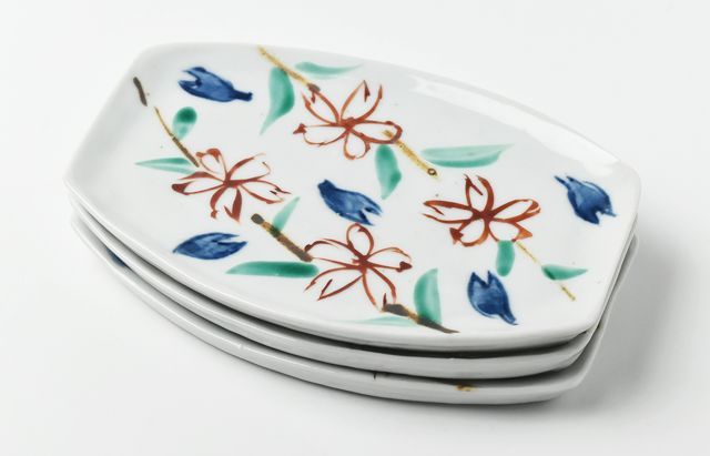 中尾万作 色絵桜台皿（中） ｜ 暮らしのうつわ花田 和食器 通販