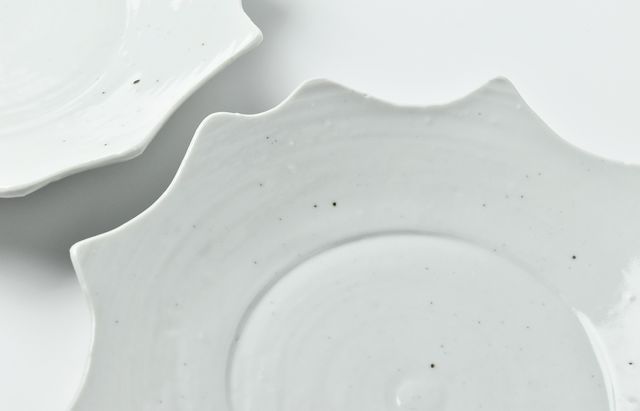 希少】 中尾万作 入手困難 器 人気 作家 白磁輪花七寸中皿3枚