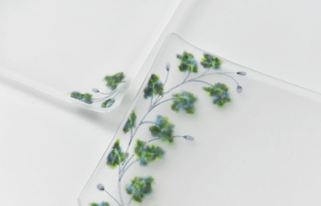 d.Tam 中村孝子/桃子 8 墨色絵付け長方皿 青い実 ｜ 暮らしのうつわ