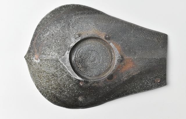 土本訓寛・久美子 34 焼締象嵌蓮弁皿（大） ｜ 暮らしのうつわ花田 和