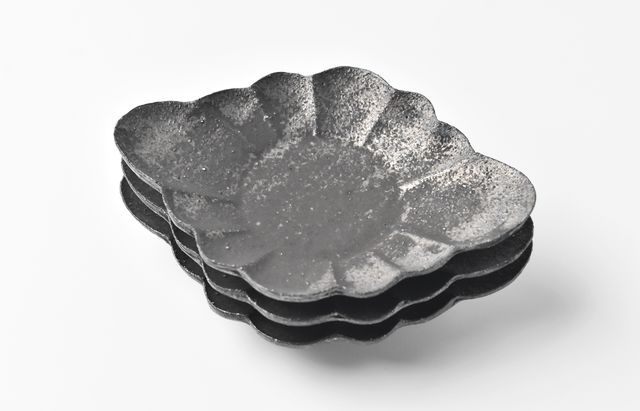 ♥お奨め♦高級のおもてなし演出ディスプレイ ♦黒御影風三角デザイン皿５皿 ♥お奨め♢高級のおもてなし演出ディスプレイ ♢黒御影風三角デザイン