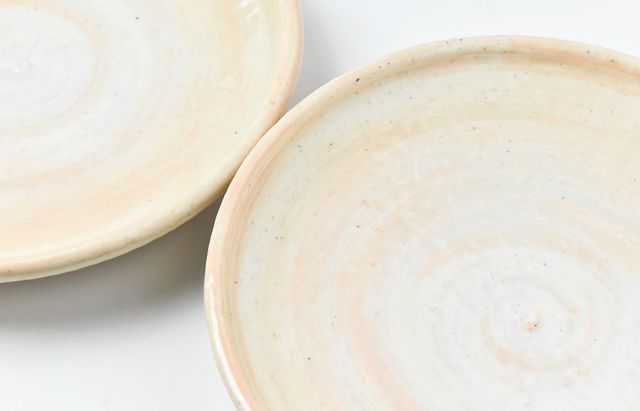 鈴木重孝 薄紅化粧丸縁7.5寸皿 ｜ 暮らしのうつわ花田 和食器 通販