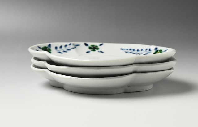 ほたる窯 色絵草花文木瓜皿 ｜ 暮らしのうつわ花田 和食器 通販