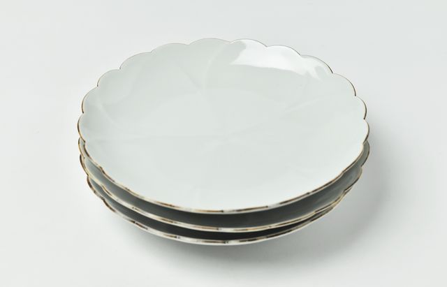 水野克俊 白磁口紅桜5寸皿 ｜ 暮らしのうつわ花田 和食器 通販