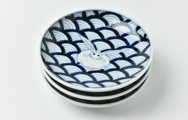 岩永 浩 青海波兎文4寸皿 ｜ 暮らしのうつわ花田 和食器 通販