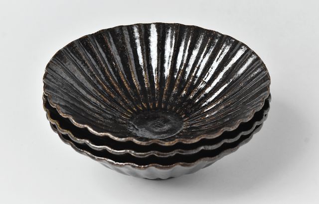 陶器製火鉢 茶色と白のストライプ 火鉢/ Hibachi pot - OKURA ORIENTAL ART / 大蔵オリエンタルアート