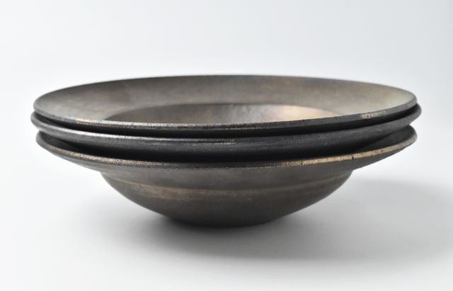 [金彩] 陶器　持ち手 深皿 大鉢 金彩] 陶器 持ち手 深皿 大鉢 金彩] 陶器 持ち手 深皿 大鉢