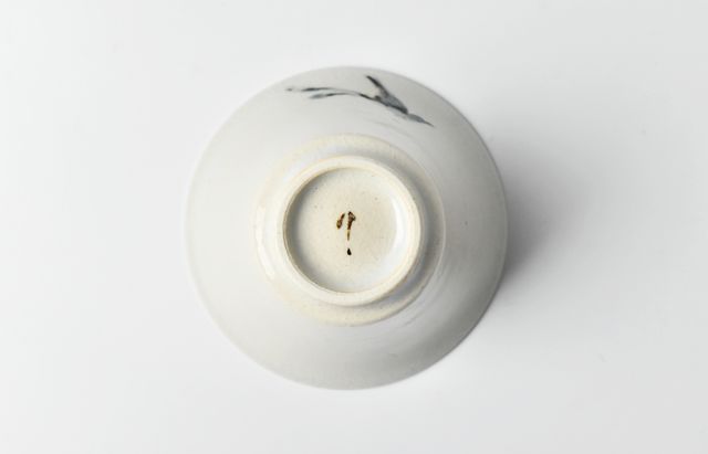 松本郁美 12B 貫入灰釉蓋碗（青鳥） ｜ 暮らしのうつわ花田 和食器 通販